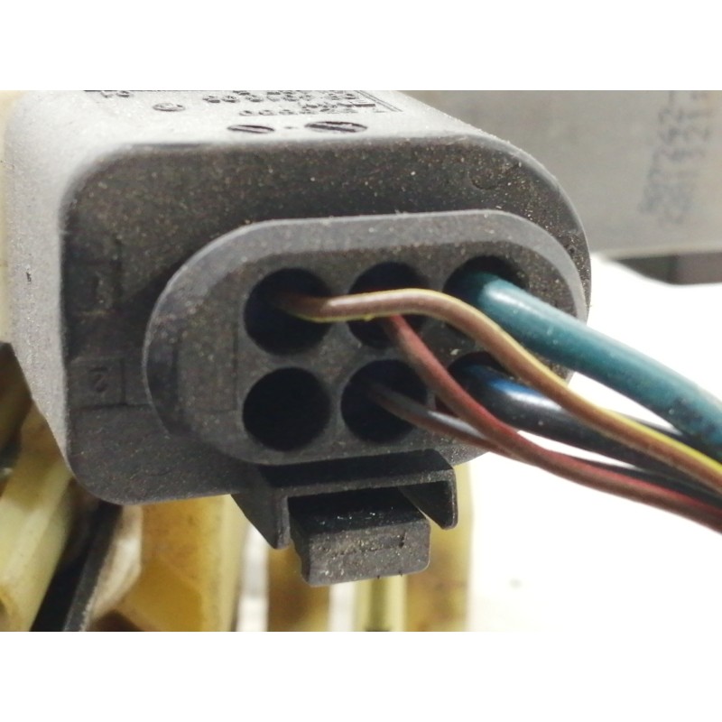 Recambio de elevalunas trasero derecho para bmw serie 5 lim. (f10) 530d xdrive referencia OEM IAM 72715649  