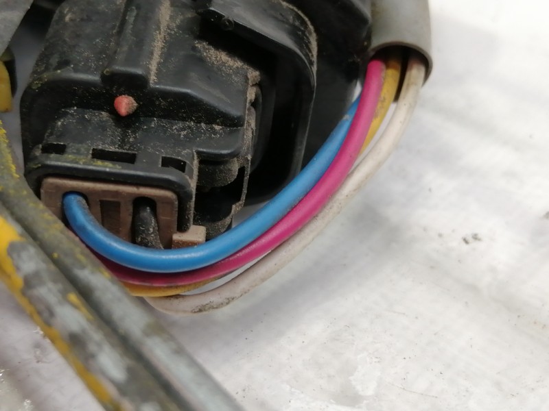 Recambio de cerradura puerta delantera derecha para hyundai getz (tb) 1.3 gls referencia OEM IAM   