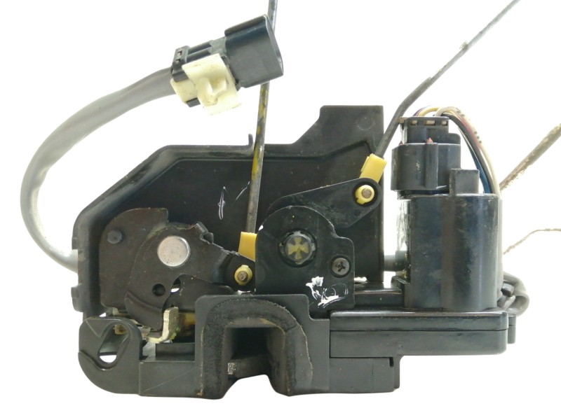 Recambio de cerradura puerta delantera derecha para hyundai getz (tb) 1.3 gls referencia OEM IAM   