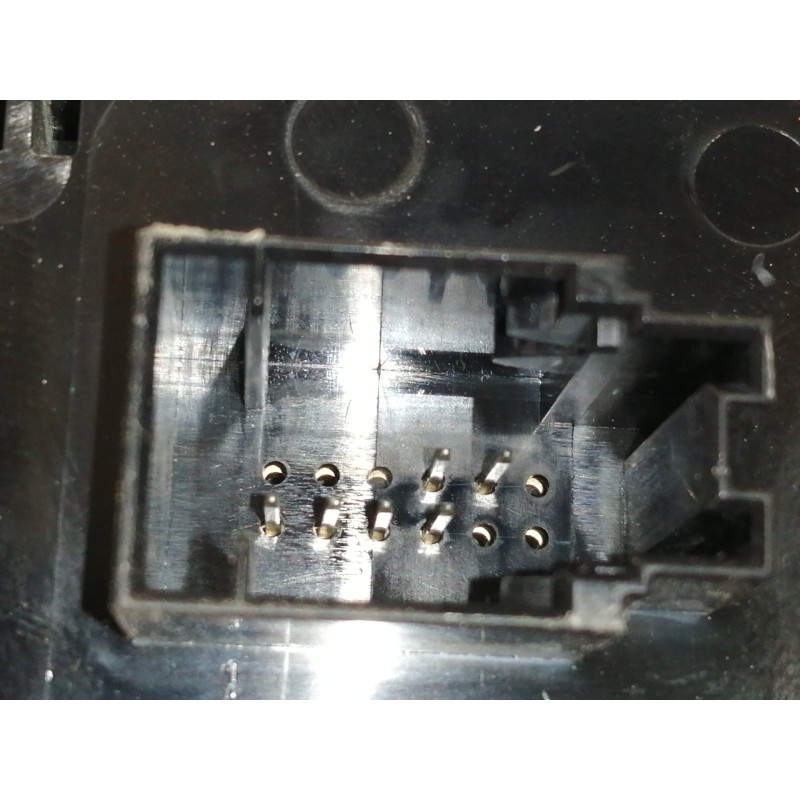 Recambio de mando elevalunas delantero izquierdo para bmw serie 5 lim. (f10) 530d xdrive referencia OEM IAM 924195501  