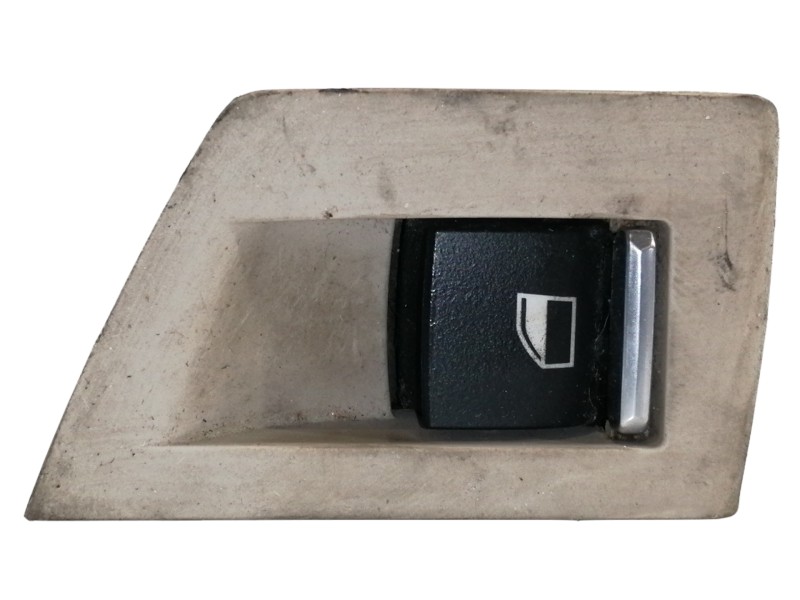 Recambio de mando elevalunas trasero derecho para bmw serie 5 lim. (f10) 530d xdrive referencia OEM IAM 924194901  