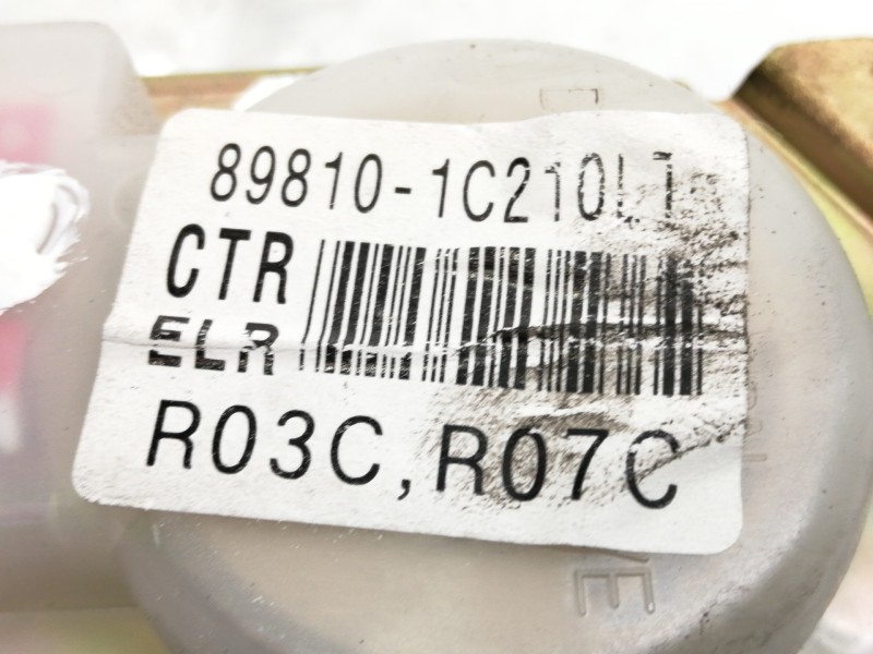 Recambio de cinturon seguridad trasero central para hyundai getz (tb) 1.3 gls referencia OEM IAM 898101C210LT  