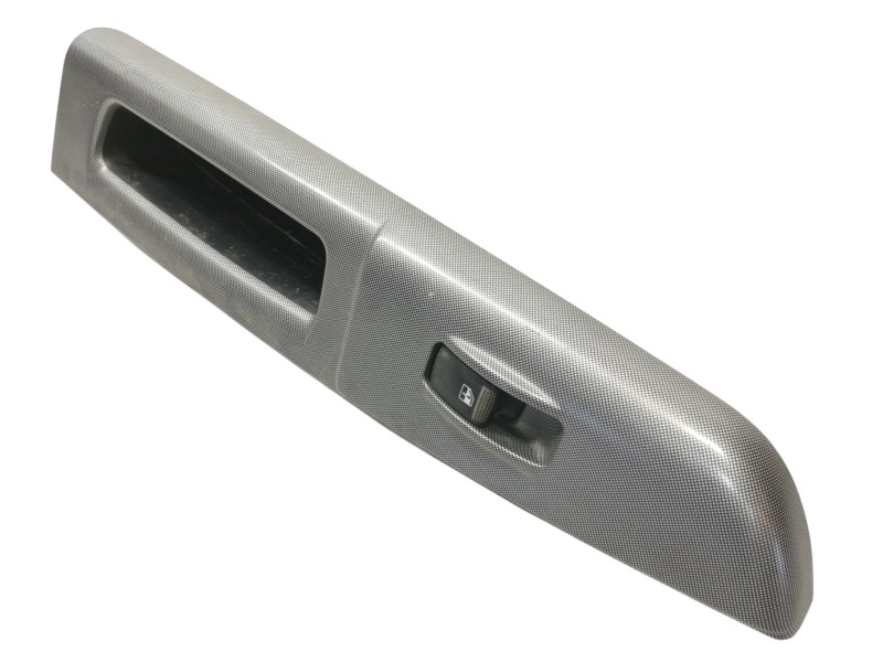 Recambio de mando elevalunas delantero derecho para hyundai getz (tb) 1.3 gls referencia OEM IAM 935801C100  