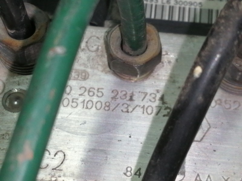 Recambio de abs para renault megane ii berlina 3p 1.6 16v referencia OEM IAM 0265231734  