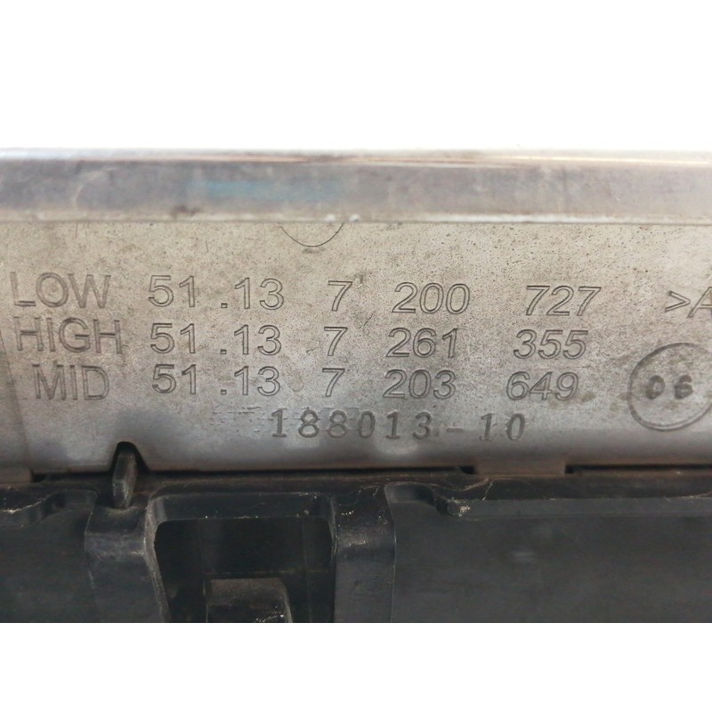 Recambio de rejilla delantera para bmw serie 5 lim. (f10) 530d xdrive referencia OEM IAM 51137203649 51137261355 51137200727