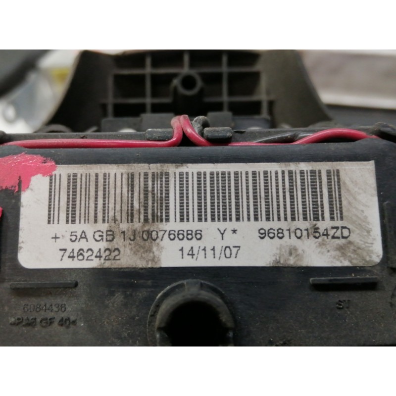 Recambio de airbag delantero izquierdo para peugeot 308 1.6 16v hdi referencia OEM IAM 96810154ZD 5AGB1J 