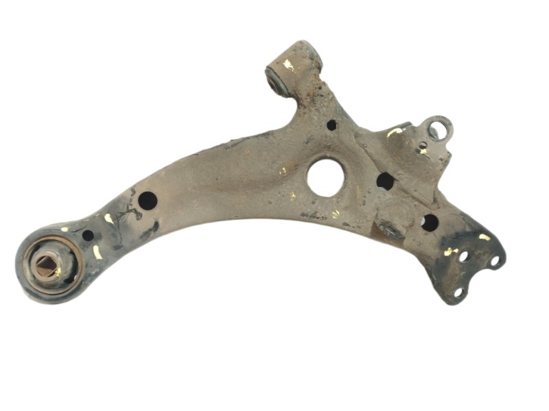 Recambio de brazo suspension inferior delantero derecho para toyota avensis berlina (t 22) 2.0 d4-d sol (4-ptas.) referencia OEM