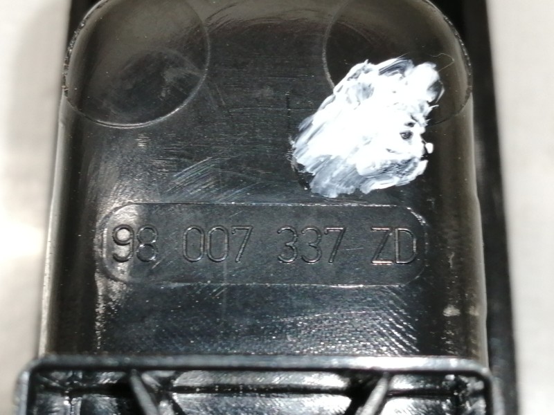 Recambio de mando elevalunas trasero derecho para citroën c3 feel referencia OEM IAM 96762292ZD  