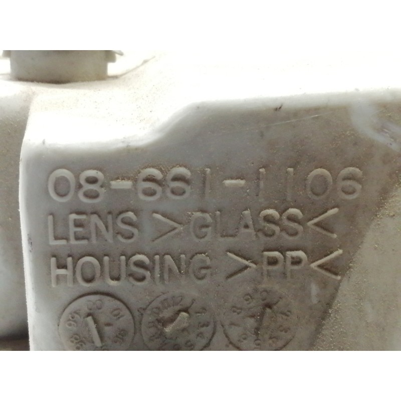 Recambio de faro derecho para fiat uno (146) d referencia OEM IAM 086611106  