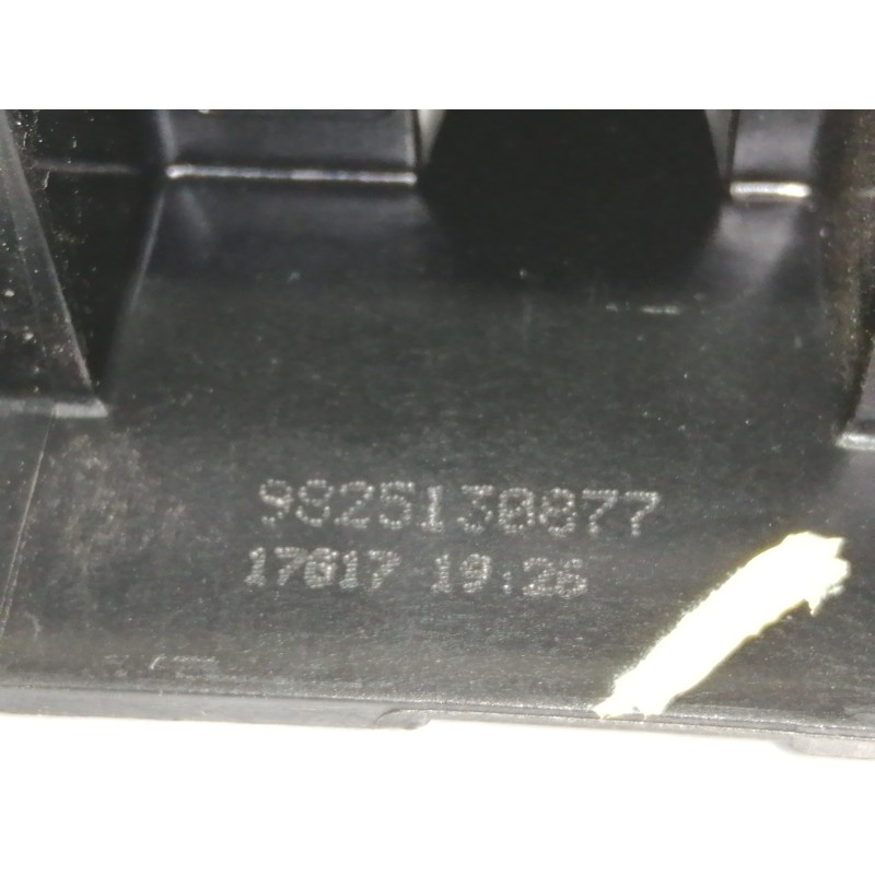 Recambio de maneta interior trasera izquierda para citroën c3 feel referencia OEM IAM 9825130877  