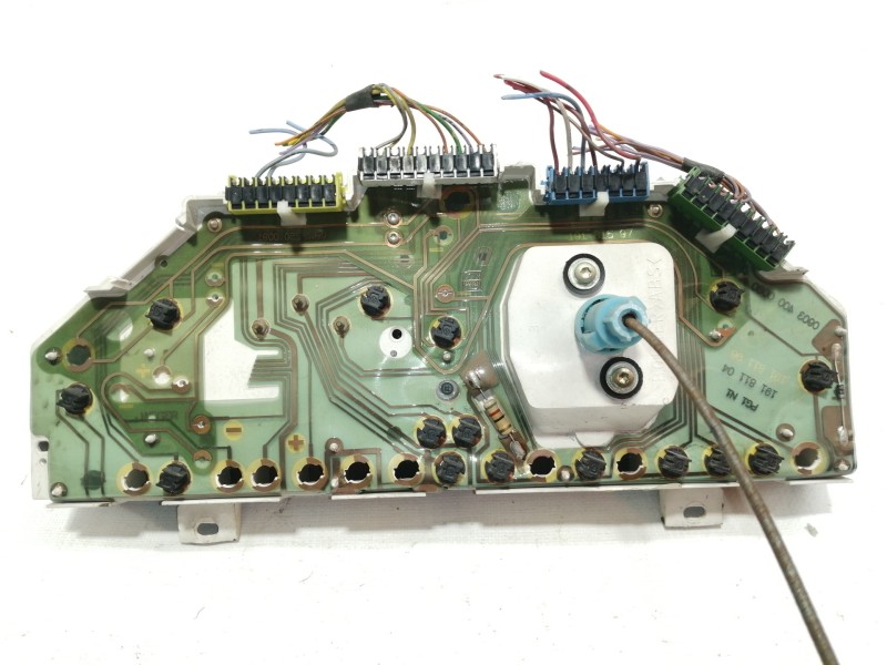 Recambio de cuadro instrumentos para peugeot 106 (s1) kid referencia OEM IAM 9621513580  