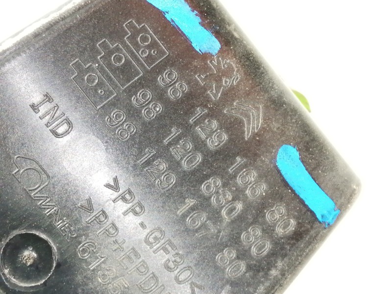 Recambio de tapa exterior combustible para citroën c3 feel referencia OEM IAM 9812916680 9812083080 9812916780