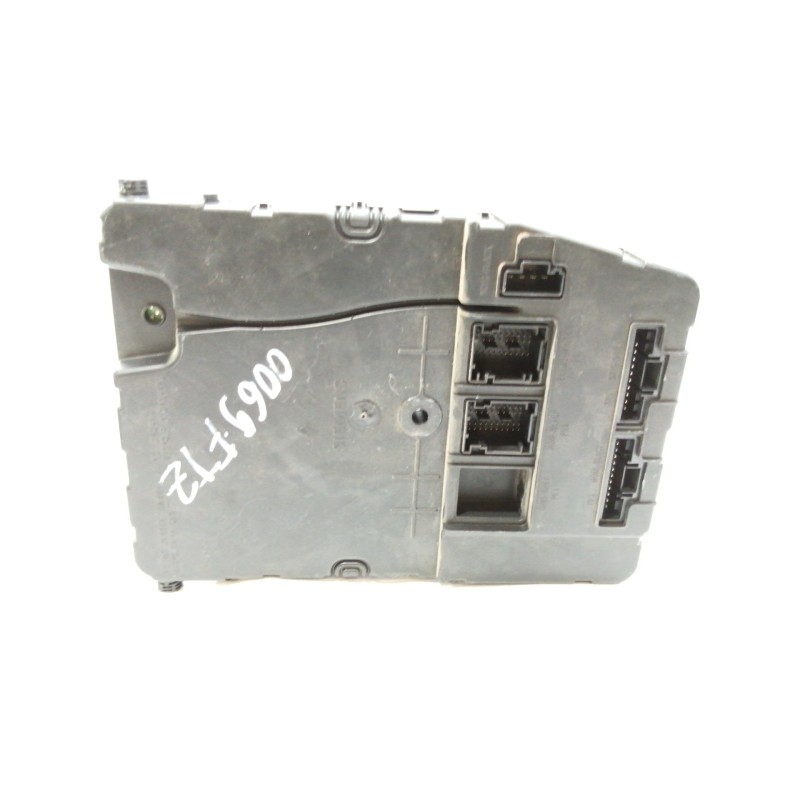 Recambio de centralita motor uce para renault scenic ii grand expression referencia OEM IAM 8200766462 8200125077 S118539002E