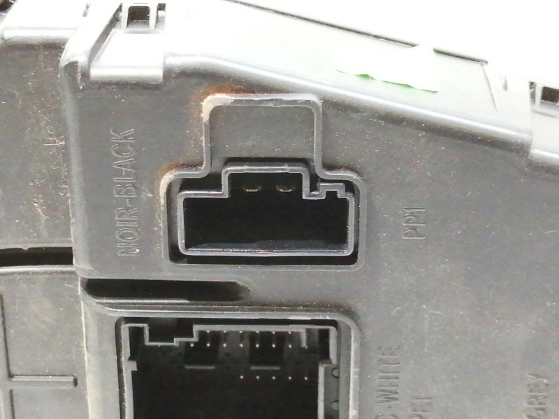 Recambio de centralita motor uce para renault scenic ii grand expression referencia OEM IAM 8200766462 8200125077 S118539002E