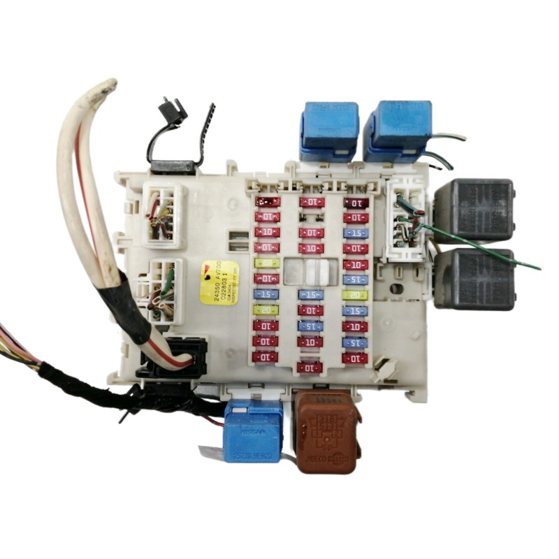 Recambio de caja reles / fusibles para nissan primera berlina (p12) acenta referencia OEM IAM 24350AV700  