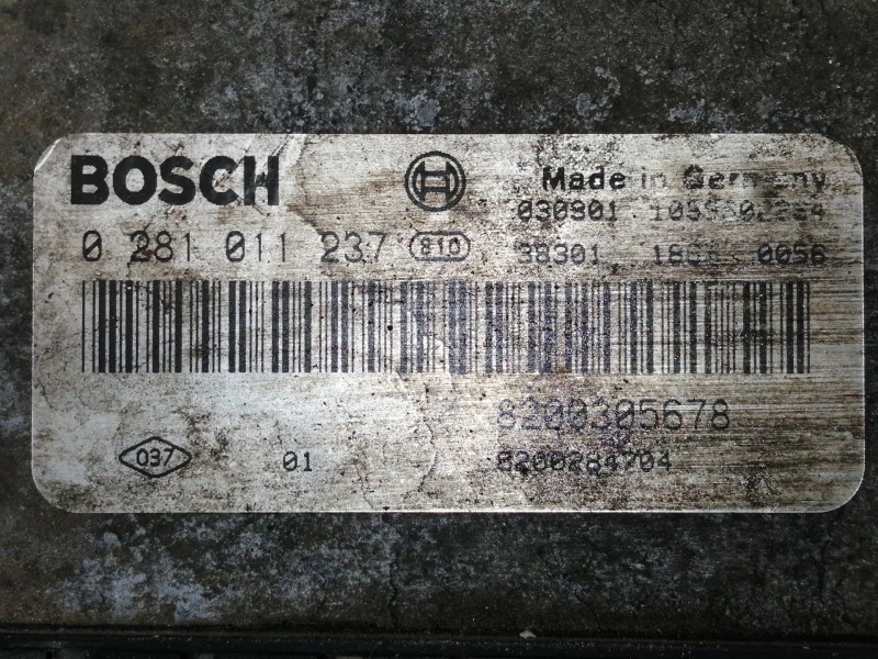 Recambio de centralita motor uce para nissan primera berlina (p12) acenta referencia OEM IAM 0281011237 8200305678 / 8200284704 