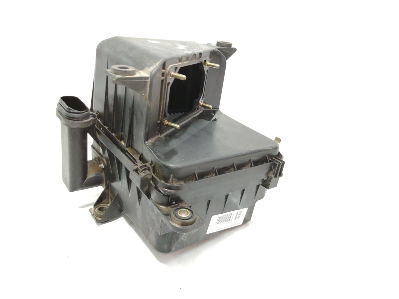 Recambio de filtro aire para mitsubishi space wagon (n80/n90) 2,4 glx referencia OEM IAM 1140009930  