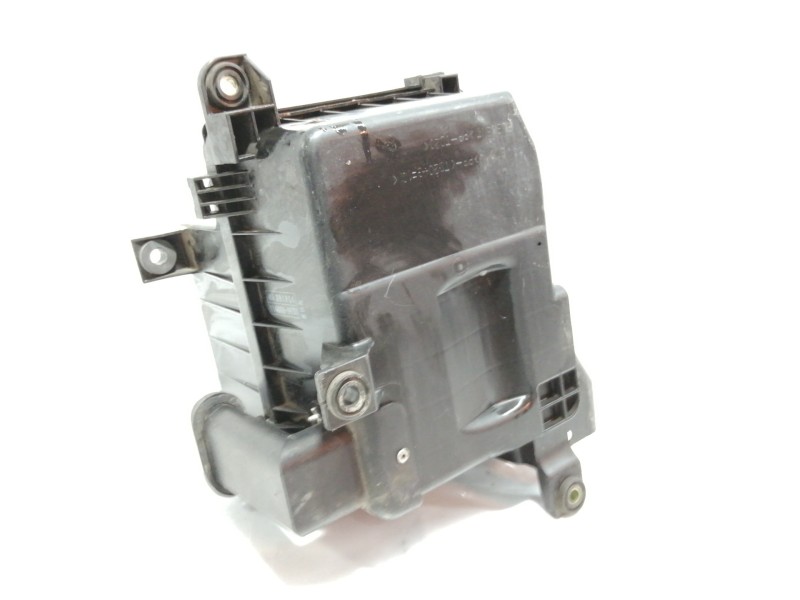 Recambio de filtro aire para mitsubishi space wagon (n80/n90) 2,4 glx referencia OEM IAM 1140009930  