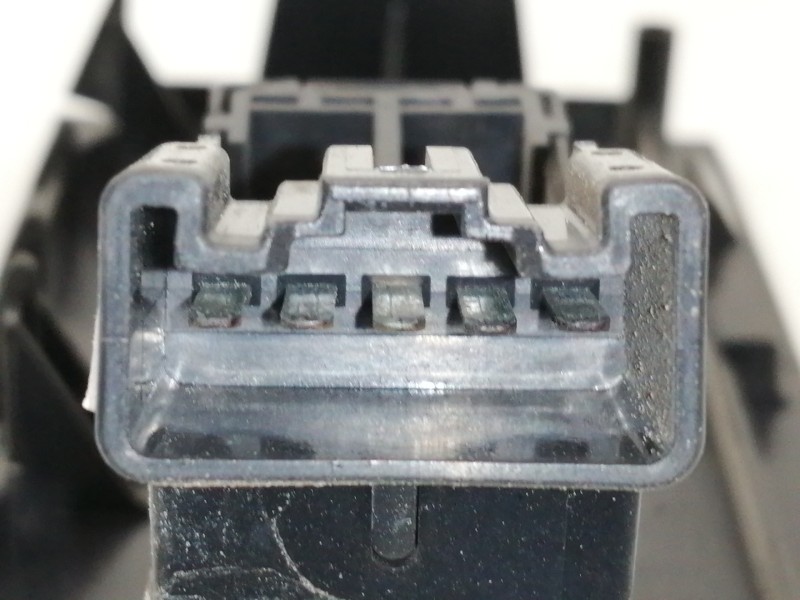 Recambio de mando elevalunas delantero derecho para suzuki grand vitara jb (jt) 2.0 jlx-a (5-ptas.) referencia OEM IAM 8371765J1