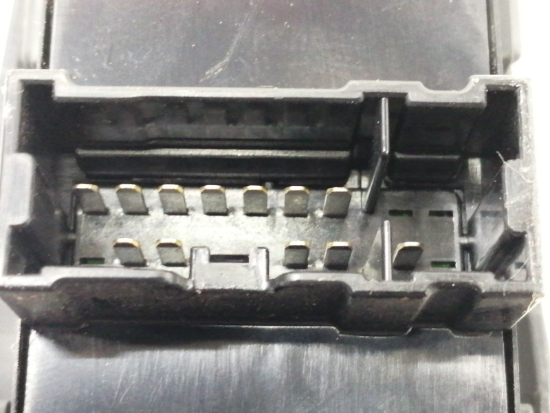 Recambio de mando elevalunas delantero izquierdo para nissan primera berlina (p12) acenta referencia OEM IAM 25401AV640 C8DD702N