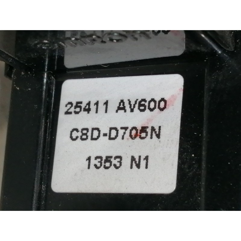 Recambio de mando elevalunas trasero derecho para nissan primera berlina (p12) acenta referencia OEM IAM 82960AV760 25411AV600 C