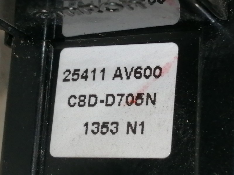 Recambio de mando elevalunas trasero derecho para nissan primera berlina (p12) acenta referencia OEM IAM 82960AV760 25411AV600 C