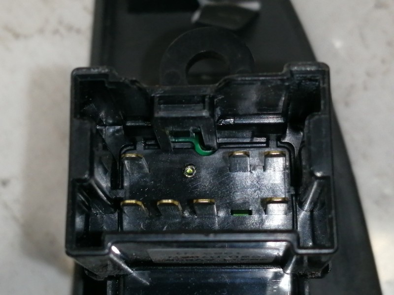 Recambio de mando elevalunas trasero derecho para nissan primera berlina (p12) acenta referencia OEM IAM 82960AV760 25411AV600 C