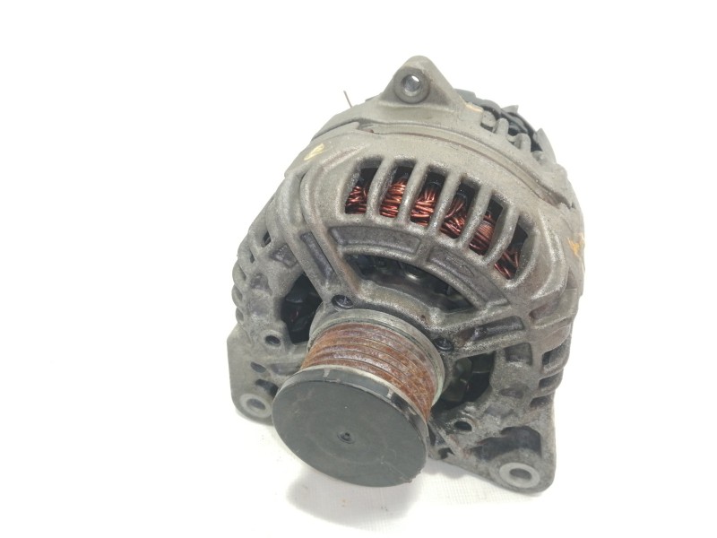 Recambio de alternador para renault clio iii exception referencia OEM IAM 0124425038  