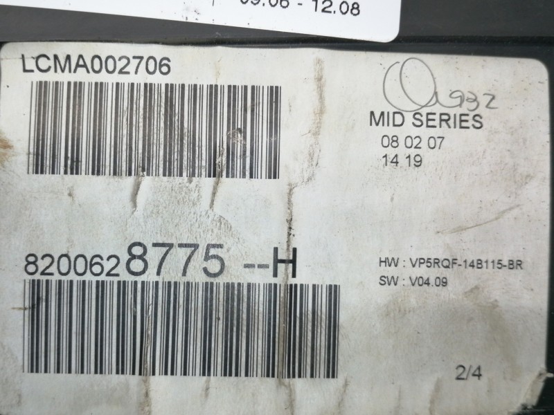 Recambio de cuadro instrumentos para renault clio iii exception referencia OEM IAM 8200628775H LCMA002706 VP5RQF14B115BR 
