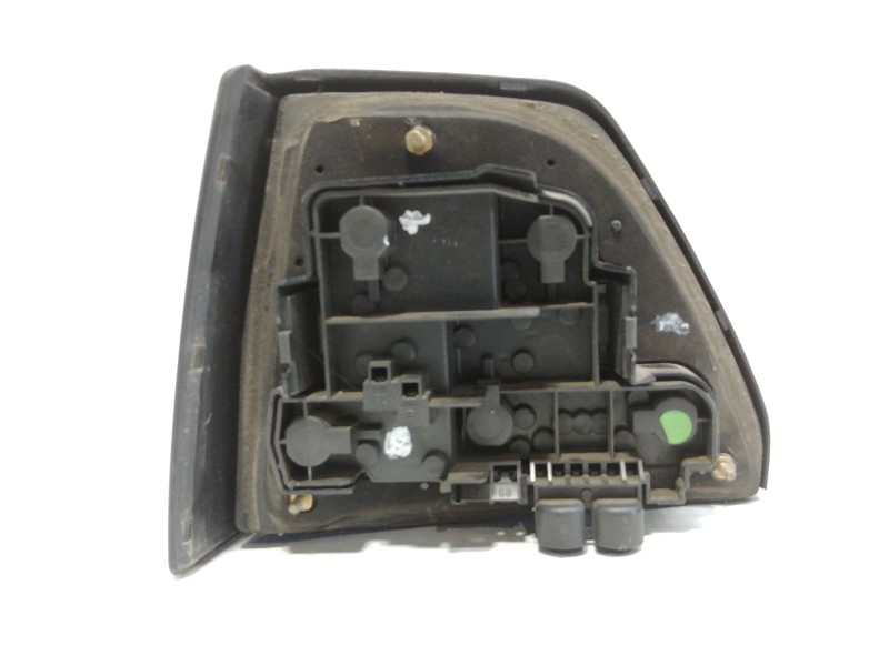 Recambio de piloto trasero derecho para volkswagen golf ii (191/193) cl referencia OEM IAM 191945112A  