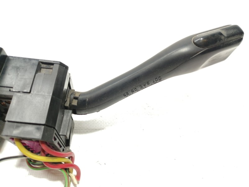 Recambio de mando intermitentes para volkswagen passat variant (3b6) 1.9 tdi referencia OEM IAM 202852ATW 8L0953513G 