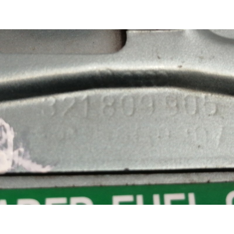 Recambio de tapa exterior combustible para volkswagen golf ii (191/193) cl referencia OEM IAM 321809905  