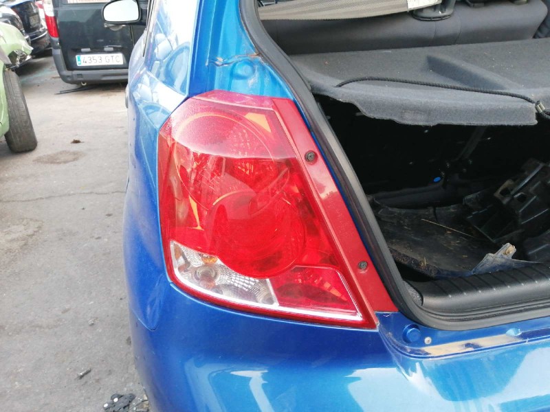 Recambio de piloto trasero izquierdo para chevrolet kalos 1.2 se referencia OEM IAM 300266L  