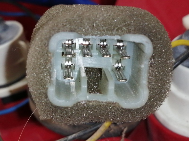 Recambio de piloto trasero izquierdo para chevrolet kalos 1.2 se referencia OEM IAM 300266L  