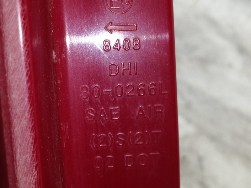 Recambio de piloto trasero izquierdo para chevrolet kalos 1.2 se referencia OEM IAM 300266L  