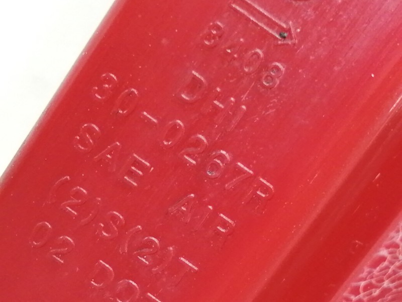 Recambio de piloto trasero derecho para chevrolet kalos 1.2 se referencia OEM IAM 300267R  