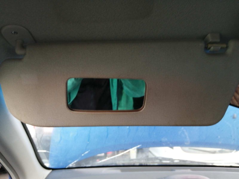 Recambio de parasol izquierdo para chevrolet kalos 1.2 se referencia OEM IAM   