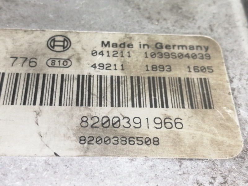 Recambio de centralita motor uce para renault megane ii berlina 5p confort authentique referencia OEM IAM 0281011776  