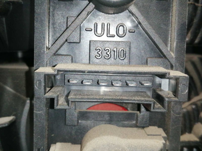 Recambio de piloto trasero izquierdo para mercedes-benz clase a (w168) 1.4 cat referencia OEM IAM 1688200164  