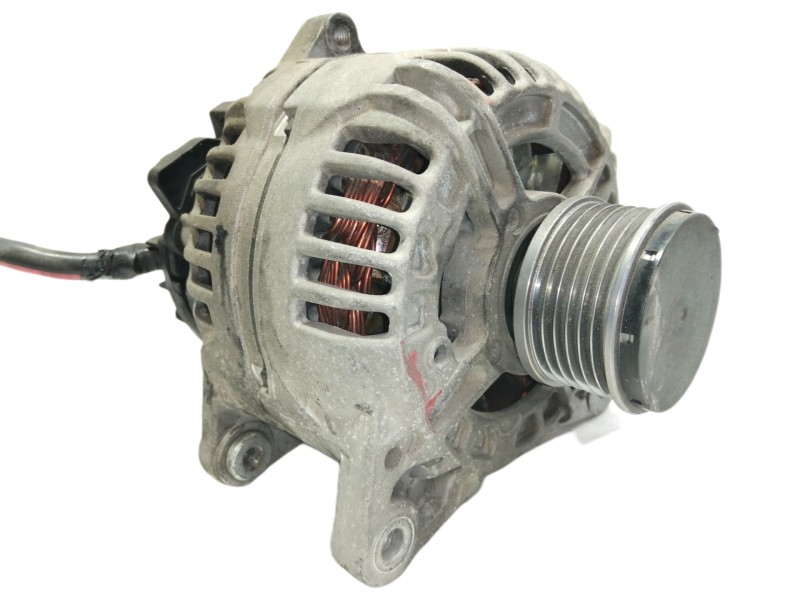 Recambio de alternador para nissan tiida (c11x/sc11x) acenta referencia OEM IAM 441462  