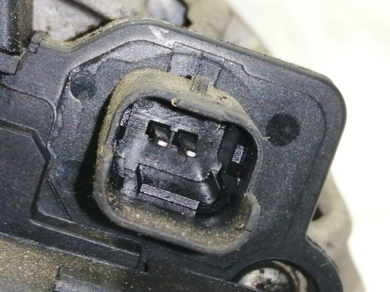 Recambio de alternador para nissan tiida (c11x/sc11x) acenta referencia OEM IAM 441462  