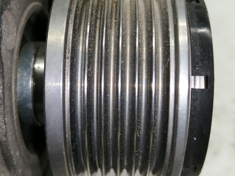 Recambio de alternador para nissan tiida (c11x/sc11x) acenta referencia OEM IAM 441462  