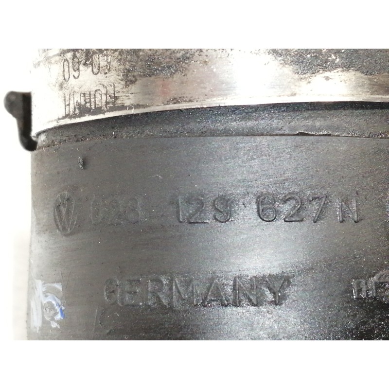 Recambio de tubo para volkswagen t4 transporter/furgoneta (mod. 1991) caja cerrada referencia OEM IAM 028129627  