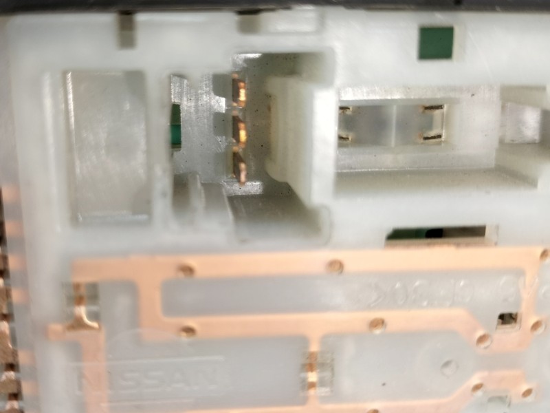 Recambio de mando elevalunas delantero izquierdo para nissan tiida (c11x/sc11x) acenta referencia OEM IAM   