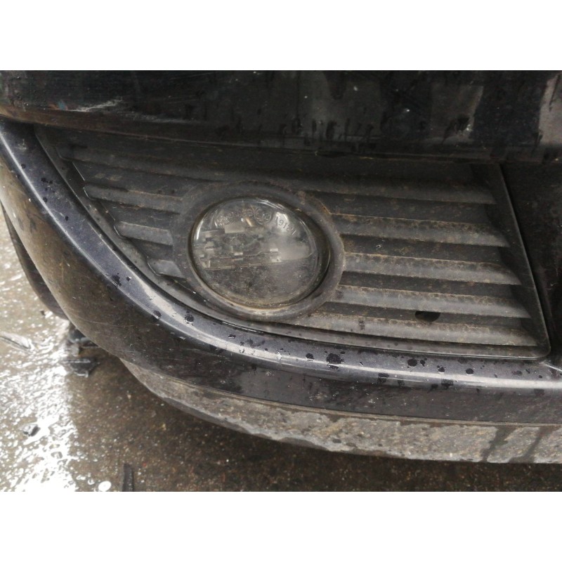 Recambio de faro antiniebla derecho para opel corsa c blue line referencia OEM IAM 13118671  