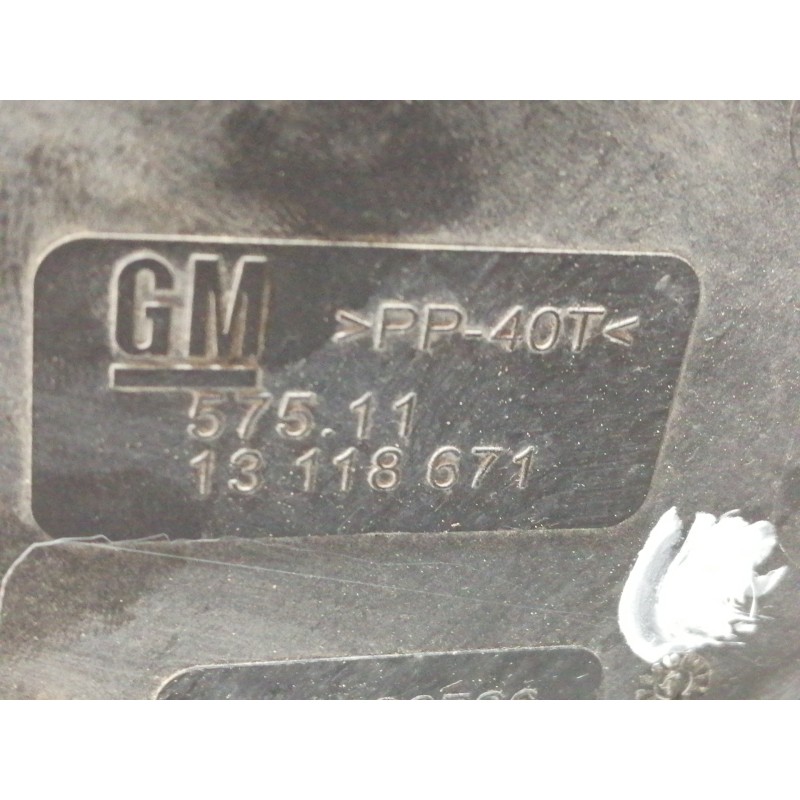 Recambio de faro antiniebla derecho para opel corsa c blue line referencia OEM IAM 13118671  