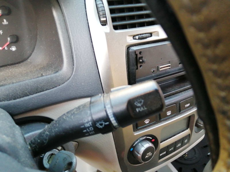 Recambio de mando limpia para kia cerato 2.0 ex berlina (4-ptas.) referencia OEM IAM   