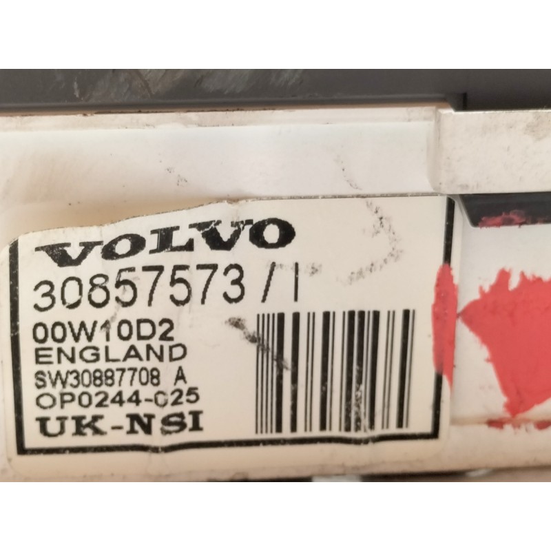 Recambio de cuadro instrumentos para volvo s40 berlina 1.6 referencia OEM IAM 30857573  