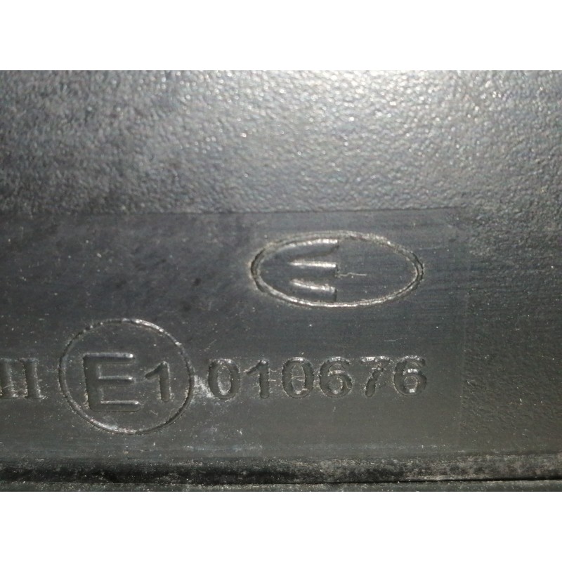 Recambio de retrovisor izquierdo para opel corsa c blue line referencia OEM IAM 010676  
