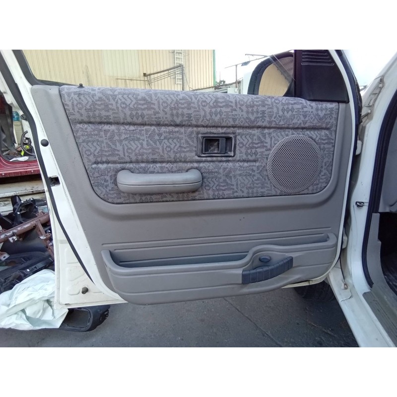 Recambio de guarnecido puerta delantera izquierda para land rover freelander (ln) 2.0 di xe familiar (72kw) referencia OEM IAM  